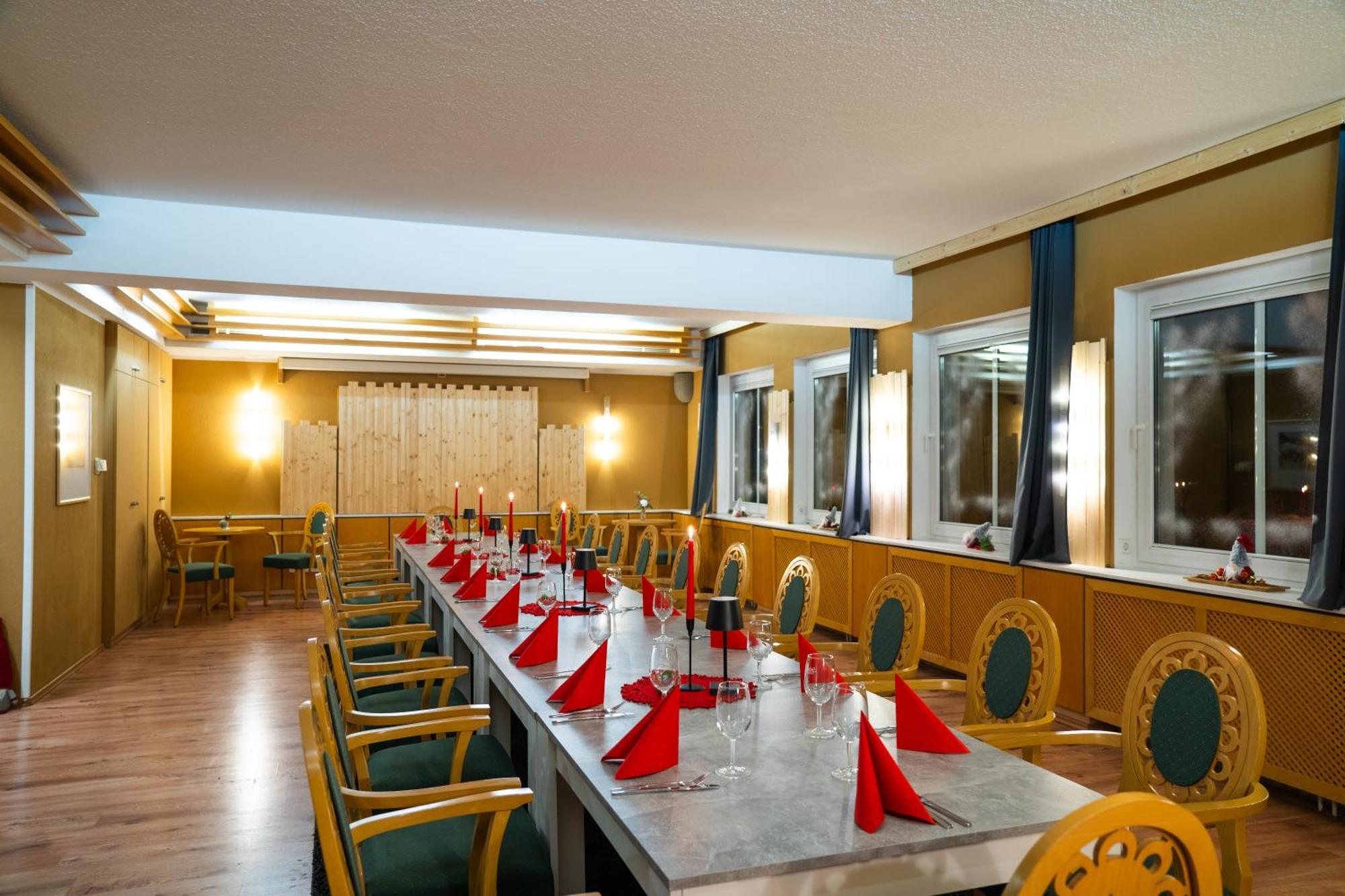 Berghotel Drei Brueder Hoehe Marienberg Exterior photo